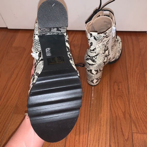 Booties - Picture 5 of 5